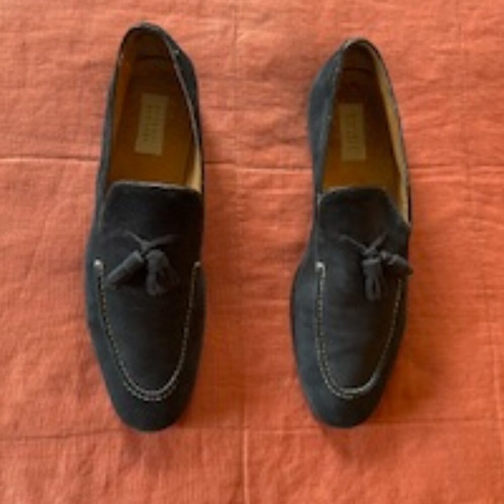 Navy blue suede loafers with tassles and white top stiching. Barneys NY Size 12